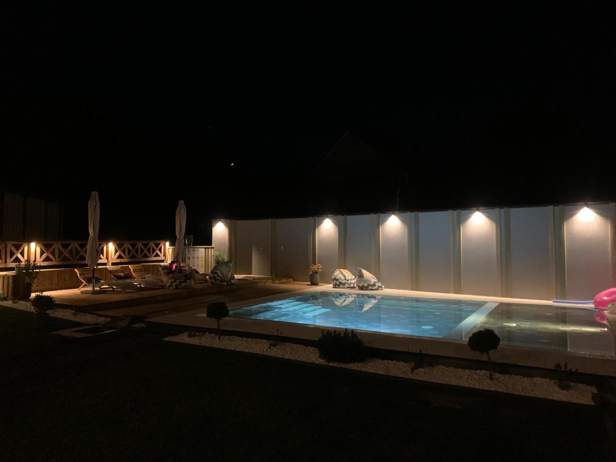 Biscontini'S Studio เปรอิด ภายนอก รูปภาพ